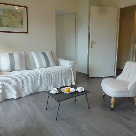 Apartment Domaine De Clairefontaine-1 By Interhome Deauville