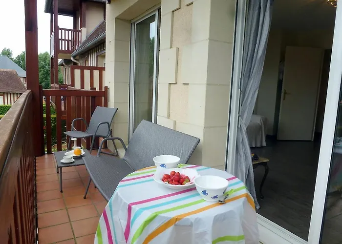 Domaine De Clairefontaine-1 By Interhome Ντοβίλ