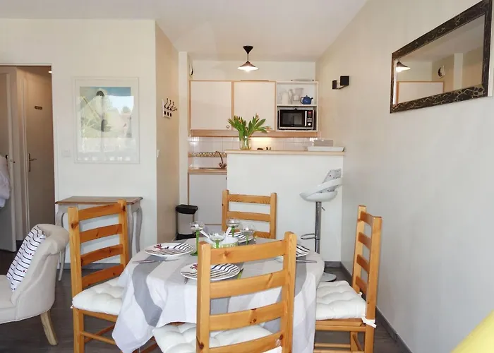 Domaine De Clairefontaine-1 By Interhome Ντοβίλ